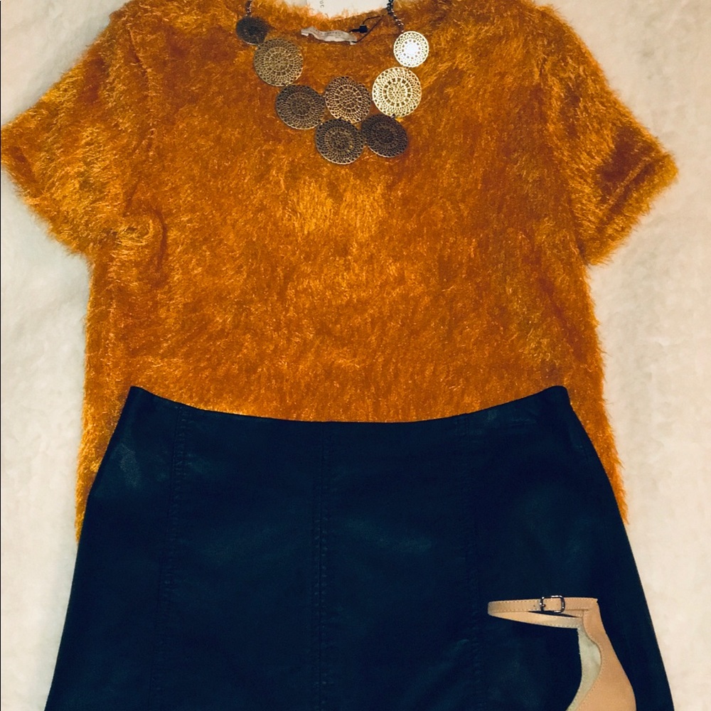 Zara Shaggy top